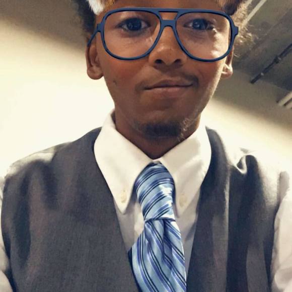 Meet your Posher, Edward - Picture 1 of 1